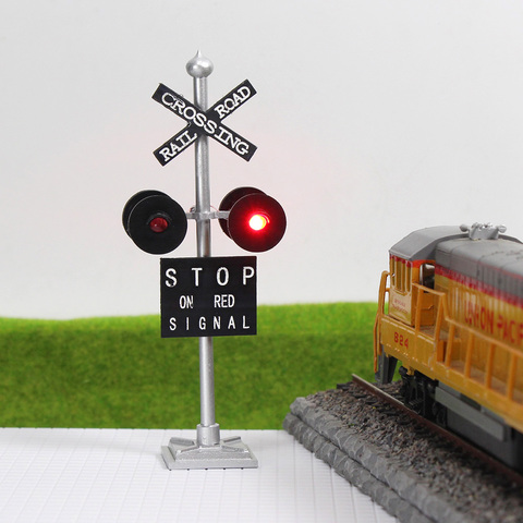 Modelo de señal de bloque de ferrocarril, señal de cruce de vías de tráfico, 4 cabezales LED, hecho con placa de circuito intermitente, O/HO/N, 1 unidad ► Foto 1/6