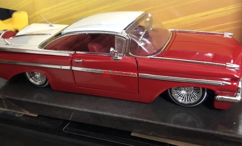 Escala 1/24 clásico ee. Uu. 1959 CHEVY IMPALA 21cm de longitud Diecast Metal de juguete de modelo de coche para colección de regalo de niños decoración ► Foto 1/5