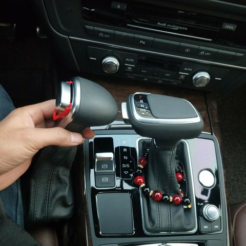 Manijas automáticas para caja de cambios de coche perilla de palanca de cambios cabeza de palo para Audi A4 A5 A6 A7 para Q5 Q7 para S5 S6 Q3 manijas de cuero para coche ► Foto 1/6