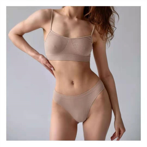 Conjunto de sujetador y braguitas sin costuras para mujer, y tangas Top corto, ropa interior femenina, Bralette sin forro, conjunto de lencería Sexy ► Foto 1/6