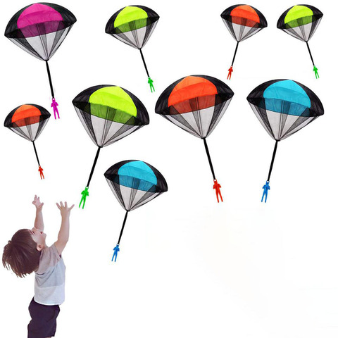 Mano tirando Mini del Soldado de paracaídas de juguete juego niños exterior jugar juguetes educativos volar deporte paracaídas para los niños de juguete ► Foto 1/6
