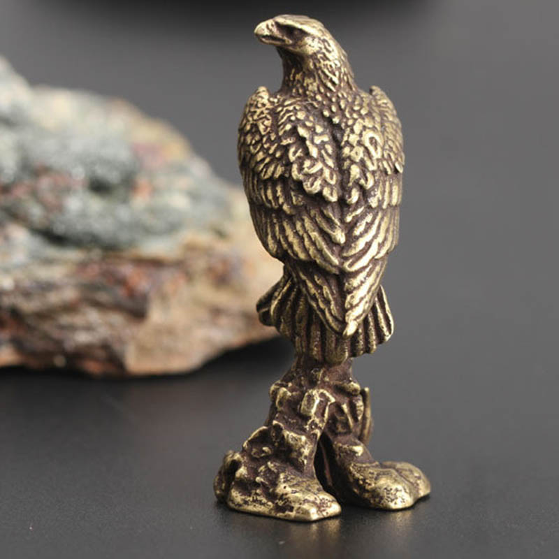 Pequeño adorno de águila de latón Retro hecho a mano, figuritas de animales de cobre para el hogar, decoración de escritorio, escultura de animales de cobre ► Foto 1/6