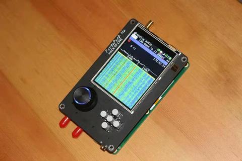 La última versión de PORTAPACK H2 + HACKRF una SDR Radio + estragos Firmware + 0.5ppm TCXO + LCD táctil 3,2 pulgadas + 1500mAh batería de la batería ► Foto 1/6