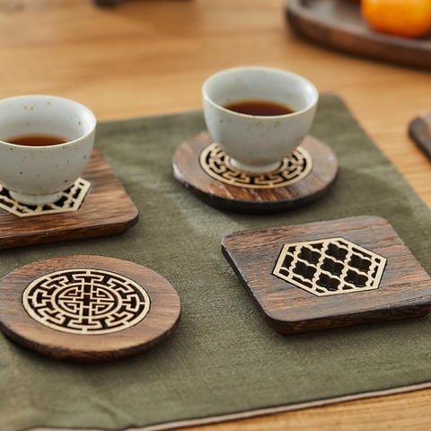 Juego de posavasos de madera para escritorio, Cuadrado y Redondo tapete resistente al calor, almohadillas de taza esculpida de alta calidad, soporte para tazas de té, tapete para cuencos, 4 piezas ► Foto 1/6