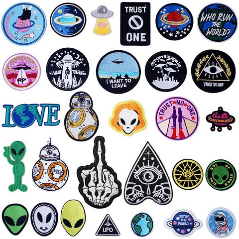 Alien UFO ET Iron On-parches insignias para coser ropa de sastrería, trajes de abrigo, chaqueta, pantalones, camiseta, ropa de ornamento ► Foto 1/6