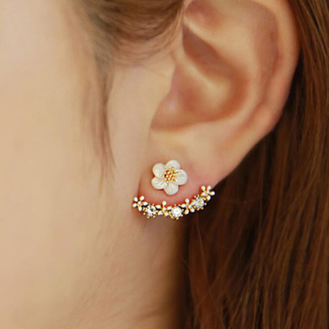 Pendientes de tuerca con flores de Margarita pequeña para mujer, aretes coreanos con flores de cristal, joyería elegante ► Foto 1/6