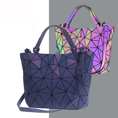 Bolso luminoso bao con lentejuelas geométricas para mujer, bolsos de hombro acolchados, lisos, plegables, con láser, 2022 ► Foto 1/6