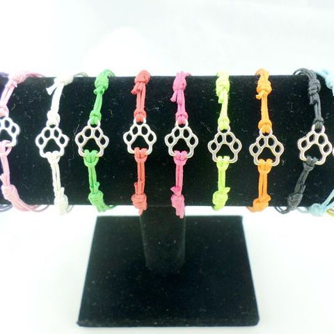 Pulsera de la amistad con huella de perro gato para hombre y mujer, 10 Uds., dijes, pulsera ajustable, cordón rojo ► Foto 1/6