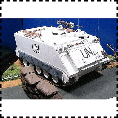 Portapersonal blindado M113, escala 1:25, bricolaje, modelo de papel artesanal, Kit de rompecabezas, juguete hecho a mano ► Foto 1/6