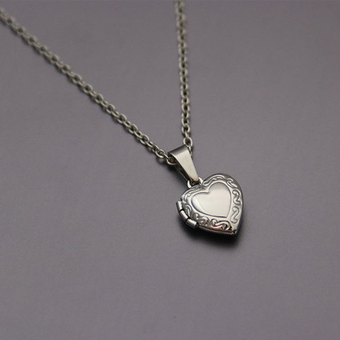 1pc corazón pequeño colgante de marco de foto collar, amor corazón encantos flotante collares de medallón de las mujeres de los hombres de moda joyas de la Memorial ► Foto 1/6