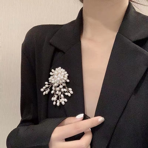 Vintage exagerados elegante perla flor broche Pin para las mujeres de la boda de las niñas ramo abrigo con joyas accesorios broches ► Foto 1/5