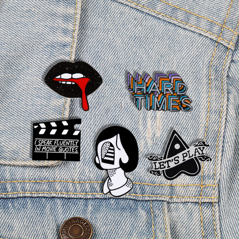 Pines de esmalte de estilo Punk para hombre y mujer, broches de labios, placa de Metal para mochila, accesorios de regalo de joyería negra ► Foto 1/6