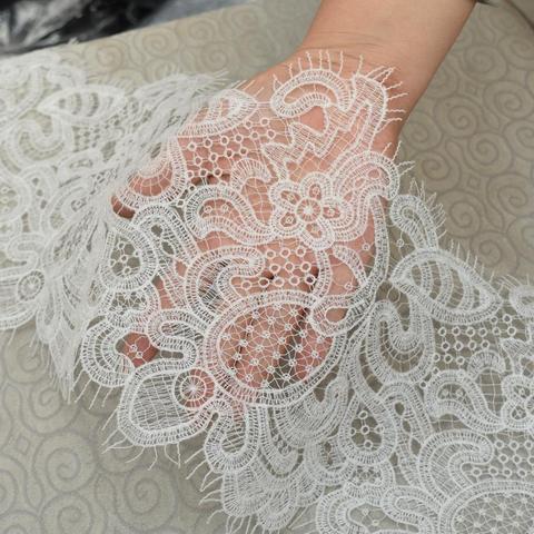Embellecedor de encaje bordado hueco, tela de encaje para decoración de vestido de boda, accesorios para pestañas ► Foto 1/4