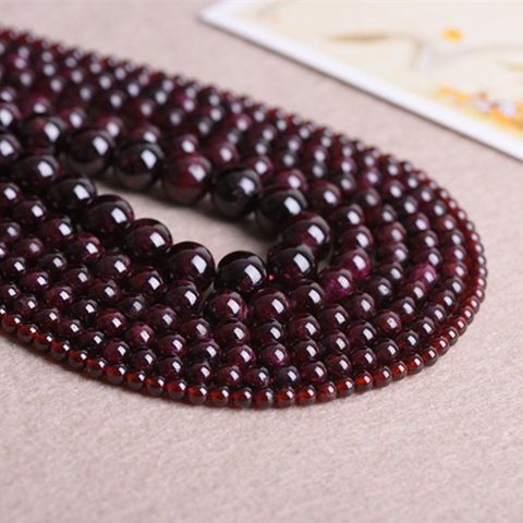 Venta al por mayor 4 6 8 10 12mm redondo rojo oscuro granate suelto cuentas de piedra para joyería DIY encanto joyería 15,5 