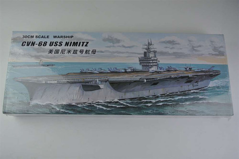 CVN-68 de buque de guerra USS NIMITZ, portaaviones de montaje de plástico en miniatura, juguete eléctrico, 30CM ► Foto 1/6