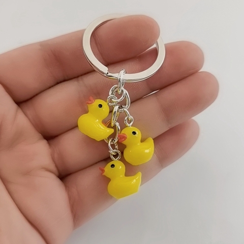 LLavero de plástico acrílico con forma de pato para parejas de llaveros, llavero colgante, bolsa de regalo, color amarillo ► Foto 1/3