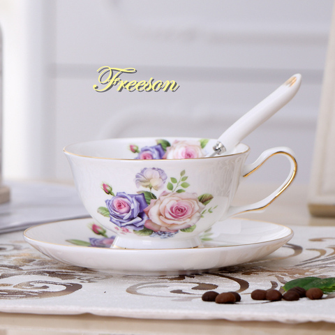 Té Floral de China del hueso taza platillo cuchara Set Europa elegante cerámica perfumado té 200 ml porcelana británica taza de café ► Foto 1/6