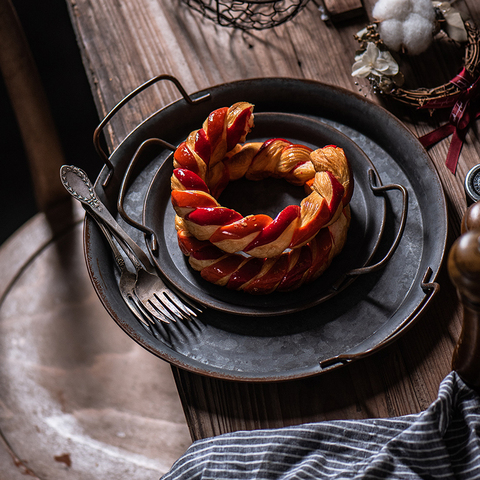 Plato de Metal Retro europeo hecho a mano, bandeja de almacenamiento Vintage redonda para frutas, pan, con asas, decoración para el hogar y jardín, restaurante ► Foto 1/6