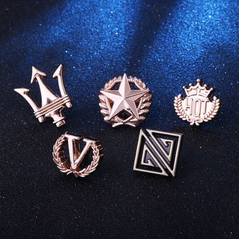 Broche de solapa Trigeminal de Metal para hombre y mujer, Mini corona de estrellas, moda coreana, broche de Cuello de camisa, accesorios de ropa de lujo ► Foto 1/6