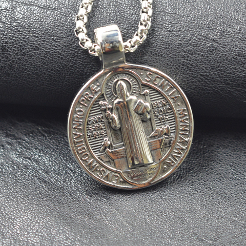 Joyería cristiana de la Santa Biblia de color plateado con distintivo Benedict, collares con colgantes de Saint Exorcism para mujer, de acero inoxidable 316L ► Foto 1/4