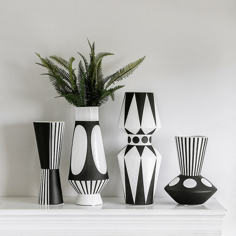 Jarrón de cerámica de diseño nórdico, creativo, blanco y negro, arreglo de flores abstractas, Decoración retro de escritorio, manualidad casera ► Foto 1/1