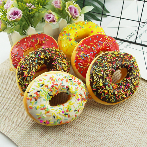 Donut Artificial de 10CM, para comida, Chocolate, pastel, rosquilla dulce, Mini Donut blando Artificial, modelo de simulación, decoración para fotografías, accesorios ► Foto 1/5