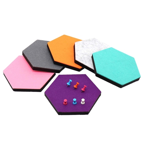 Juego de 6 tablones hexagonales de fieltro, autoadhesivos, tablones de corcho para fotos, espuma colorida, azulejos decorativos de pared con 6 Pushp ► Foto 1/6