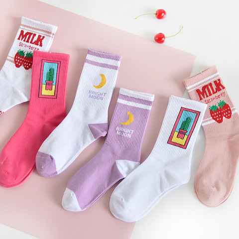 Calcetines de algodón japonés para mujer, calcetín, dibujos animados, kawaii feliz, Luna, fresa, colorido, regalo de Navidad ► Foto 1/6