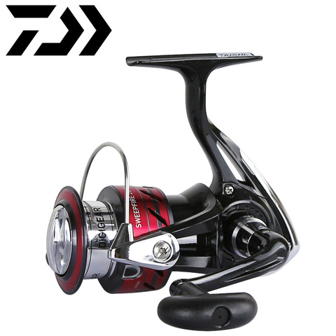 Bobina DAIWA SWEEPFIRE CS, carrete de pesca giratorio, 1500-5000 ABS, bobina de malla, 2-8KG de potencia, dura engranaje ► Foto 1/5