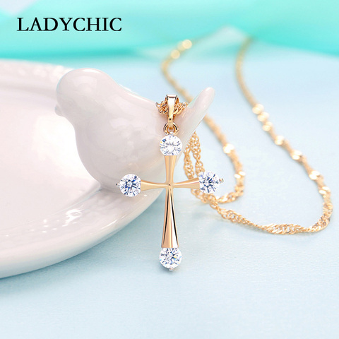 LADYCHIC-Colgante de Cruz de circonia cúbica para mujer, collar sencillo, Color dorado, Cruz, oración cristiana, Jesús, joyería LN1073 ► Foto 1/5