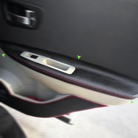 Para Nissan QASHQAI J10 2007-2015 4 Uds manija de puerta de cuero de microfibra apoyabrazos de paneles cubiertas de ajuste de protección con accesorios de montaje ► Foto 1/6