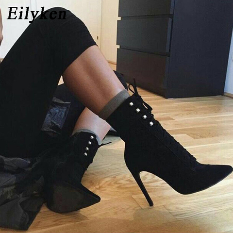 Eilyken 2022 nuevo rebaño tobillo botas de las mujeres de otoño e invierno de moda Punta de tacones delgados cremallera remache mujer Chelsea botas ► Foto 1/6