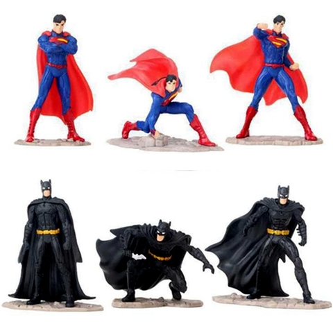 1 Uds de dibujos animados Super Héroes Superman y Batman figuras de acción  de PVC modelo tres tipos de estilo de chico juguete de regalo - Historial  de precios y revisión |