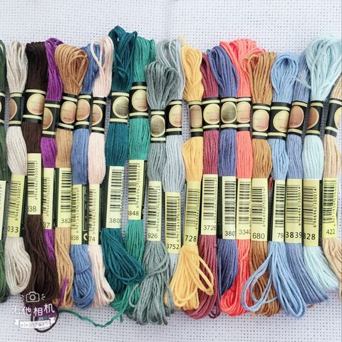 Oneroom 50/100/150/250 colores DMC Similar 100% Kits de hilo de bordado de algodón para punto de cruz Mouline 6 hilos de hilo 8m ► Foto 1/6