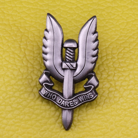 Pin de esmalte de metal del ejército británico, servicio de aire especial SAS, que Dares Wins, placa de metal ► Foto 1/2