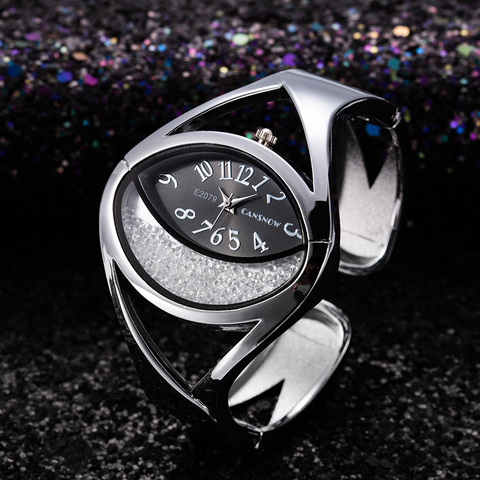 Reloj con diamantes de imitación blancos y plateados para mujer, pulsera creativa de vestir, reloj femenino, 2022 ► Foto 1/6
