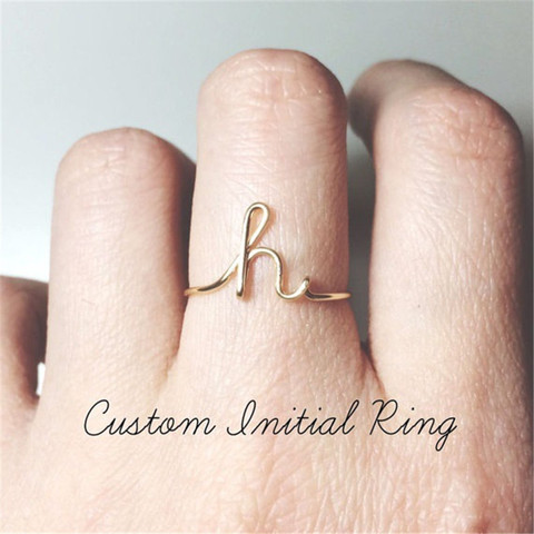 Unisex oro plata Color A-Z 26 letras iniciales nombre anillos para Mujeres Hombres aleación geométrica creativo dedo anillos joyería al por mayor ► Foto 1/6