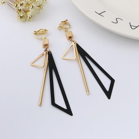 Pendientes con Clip geométrico triangular para mujer, joyería con personalidad coreana, sin Piercing, aretes largos de borla para mujer ► Foto 1/6