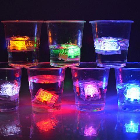 Cubos de hielo LED brillante fiesta luz Flash luminoso neón boda Festival Navidad Bar vino vidrio decoración suministros 12 piezas ► Foto 1/6