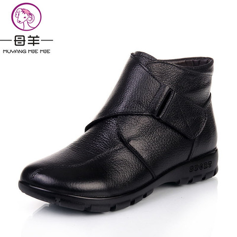 MUYANG marcas chinas zapatos de invierno mujer botas de nieve planas de cuero genuino botas de tobillo casuales mujeres calientes zapatos de madre botas de mujer ► Foto 1/6