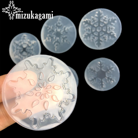 Moldes reutilizables de resina UV para joyería, moldes de silicona líquida, para Navidad, copos de nieve, regalo navideño de joyería, dijes, 1 Uds. ► Foto 1/6