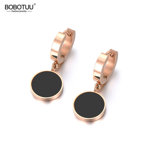 BOBOTUU-pendientes de concha blanca y acrílica negra para mujer, joyería de acero inoxidable, regalo de aniversario para fiesta de Navidad, BE18042 ► Foto 1/6