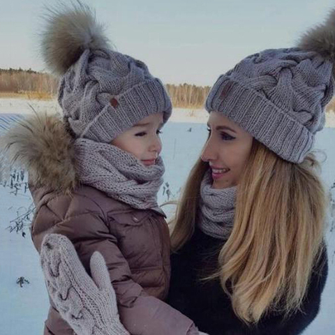 Coreano de invierno gorros sombreros para bebé mamá o punto de lana cálida espesar pompón gorras padre-hijo de moda de lujo mapache gorros con pelo ► Foto 1/6