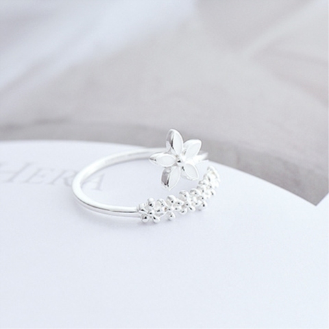 Fresh Flower 925 Sterling Silver temperamento personalidad literaria moda regalo Corea femenino Apertura de tamaño variable anillos SRI172 ► Foto 1/5