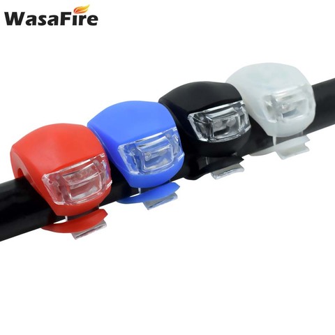 Nuevo Led luces de bicicleta de silicona Luz de bicicleta cabeza delantera rueda trasera LED lámpara de Flash impermeable ciclismo frontal luz Led con de la batería ► Foto 1/6