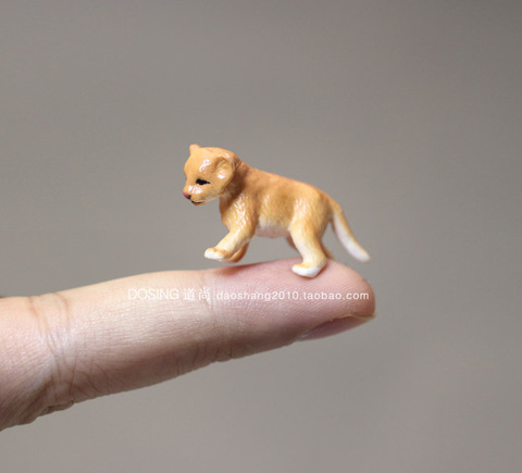 Figuras de acción de animales salvajes de León pequeño para niños, modelo de Cubs, accesorios de paisaje, figurita decorativa, Material de escena, Juguetes ► Foto 1/4