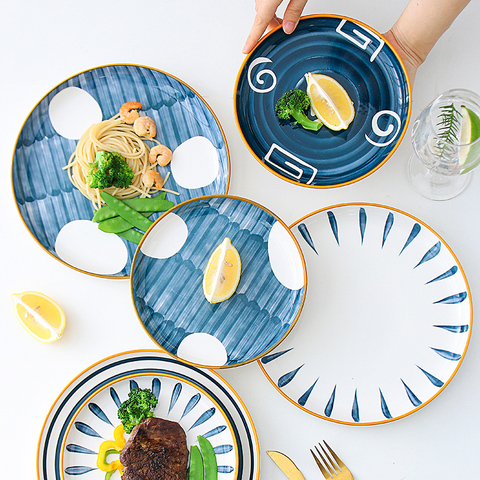 Plato de cerámica nórdico con personalidad creativa para el desayuno en casa, plato rojo Subnet japonés, plato occidental para carne ► Foto 1/5