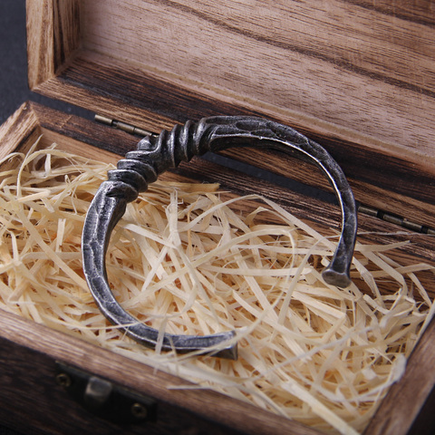 Brazalete de vikingos de color hierro con caja de madera, regalo, novedad ► Foto 1/4