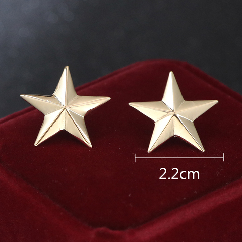 Pequeña estrella broche insignia de los hombres y las mujeres blusas de cinco puntas Pin de solapa de Metal estrellas Pin para cuello de camisas y broches Accesorios ► Foto 1/6