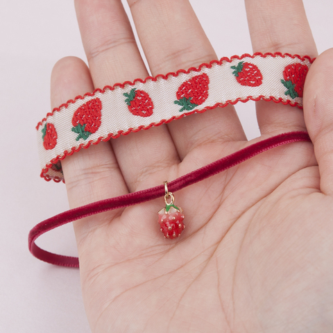Doreen Box-Collar con colgante de fresa roja para mujer y niña, gargantilla de terciopelo para fiesta y Club, joyería ► Foto 1/6